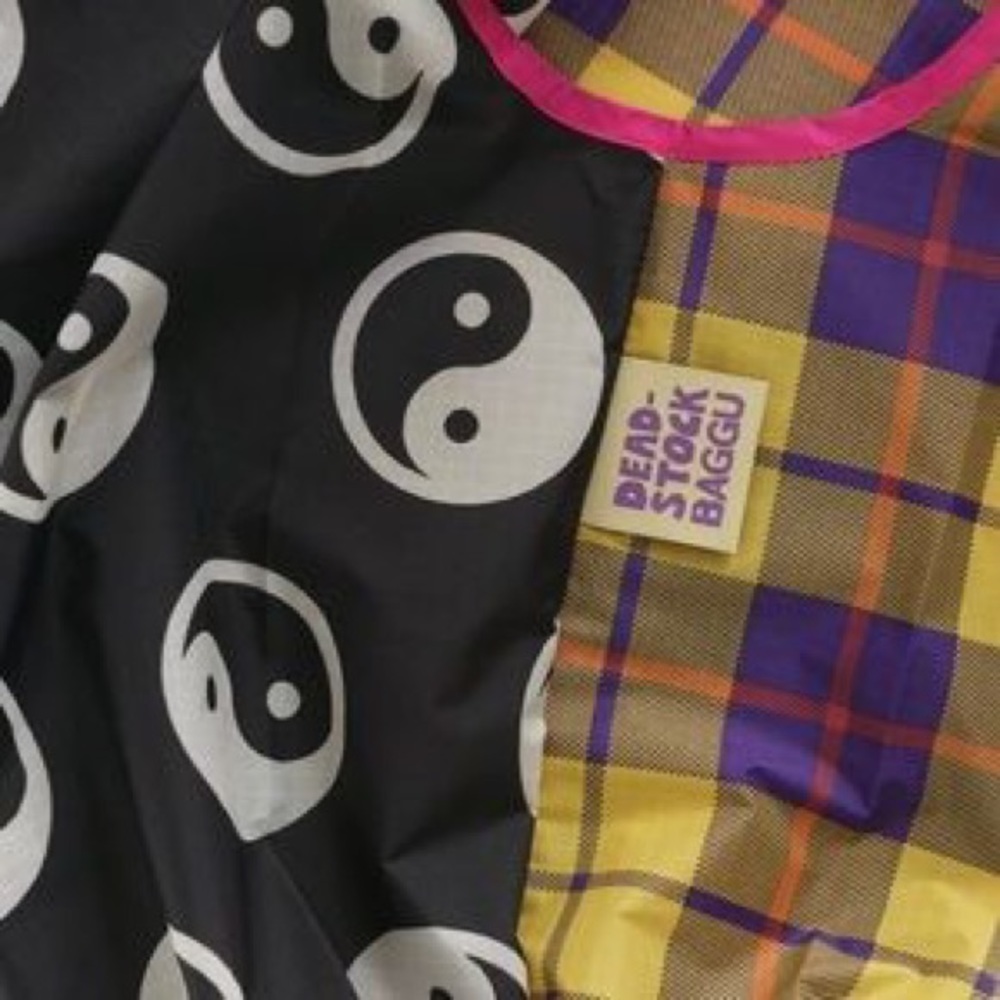 RARE BAGGU Deadstock 90s Yin Yang Plaid reusable nylon tote bag Earth Day LAST 1 - Picture 3 of 6